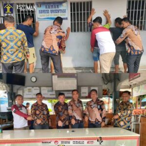 Sterilkan Area Hunian, Petugas Lapas Tebing Tinggi Grebek Blok WBP