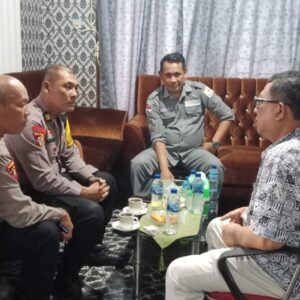 Jelang pemilu 2024 Kabagops Polres Pematangsiantar Kunjungi Kantor Bawaslu jalin sinergitas