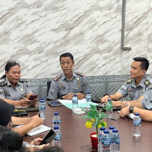 Kalapas Baru Tancap Gas Pimpin Rapat Internal Bersama Pejabat Struktural Lapas Pematangsiantar