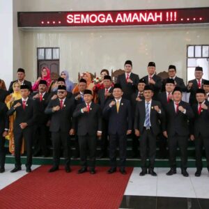 Pengucapan Sumpah dan Janji DPRD Pematangsiantar Terpilih, Timbul Marganda Lingga Pimpinan Sementara