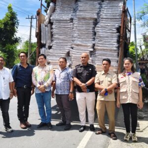 Logistik Pilkada Tahun 2024 Tiba di Gudang KPU Pematangsiantar, Polres Pematangsiantar Lakukan Pengamanan