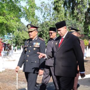 Kapolres Pematang Siantar Hadiri Upacara Ziarah Nasional Peringatan Hari TNI Ke-79 di TMP Nagur