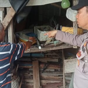 Pencurian di Rumah Warga Gang Parna, Polsek Siantar Selatan Lakukan Cek TKP