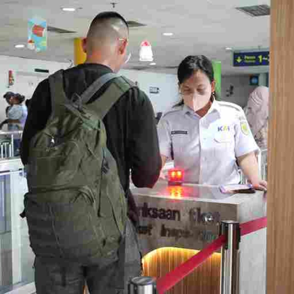 HUT ke-74 Kopassus, KAI Divre I Sumut Tegaskan Sinergi Keamanan dan Apresiasi Tiket bagi TNI