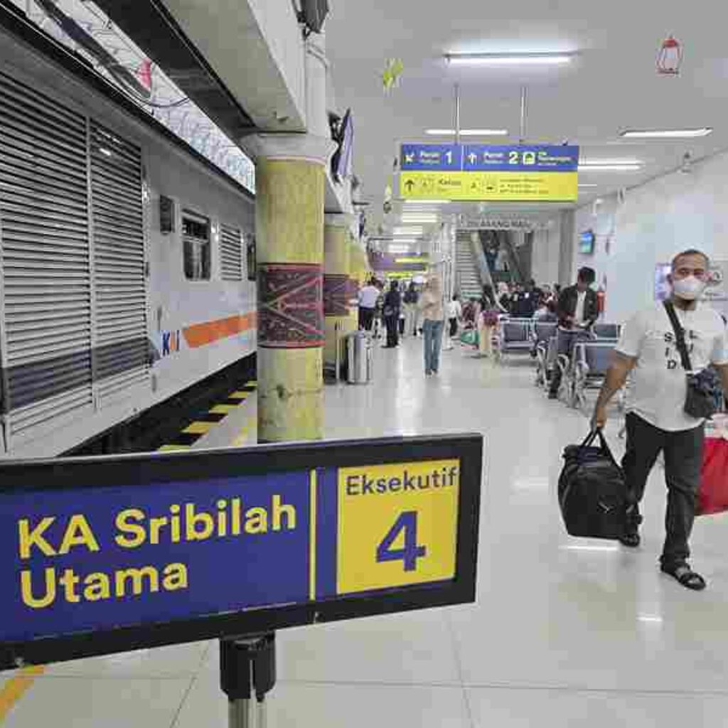 Stasiun Mambang Muda: Pintu Gerbang Bersejarah dan Nadi Mobilitas Labuhanbatu Utara
