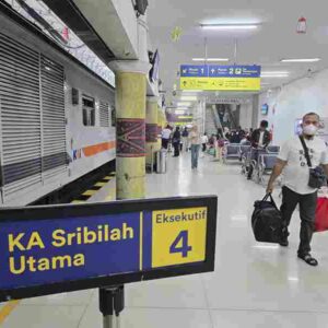 Stasiun Mambang Muda: Pintu Gerbang Bersejarah dan Nadi Mobilitas Labuhanbatu Utara