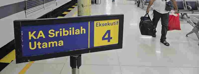 Stasiun Mambang Muda: Pintu Gerbang Bersejarah dan Nadi Mobilitas Labuhanbatu Utara