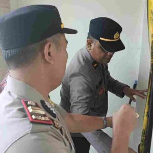 Kapolsek Siantar Barat Cek TKP Temuan Mayat di Kos kosan Jalan Sipirok