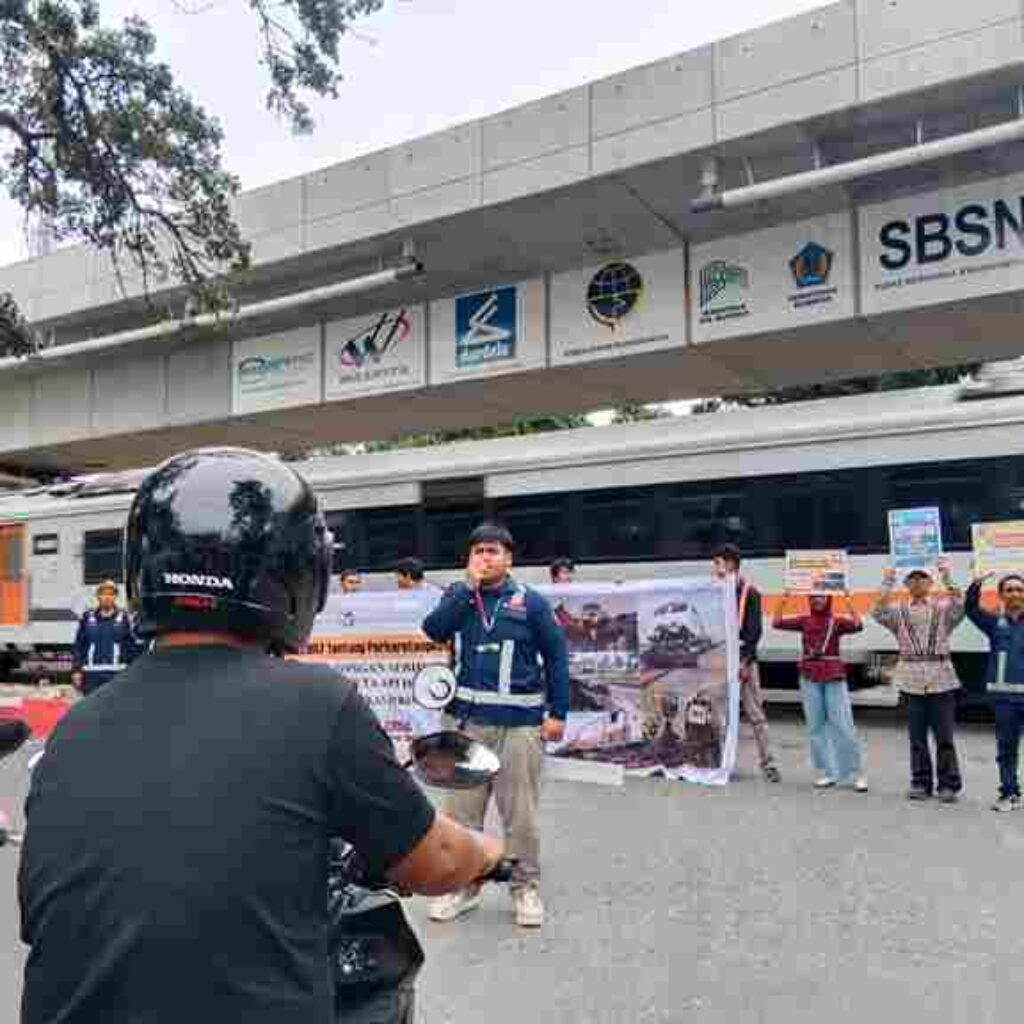 Jelang Libur Sekolah, KAI Sumut Intensifkan Sosialisasi Keselamatan di Perlintasan Sebidang128.784 tempat duduk disiapkan oleh KAI Divre I Sumut selama periode libur sekolah