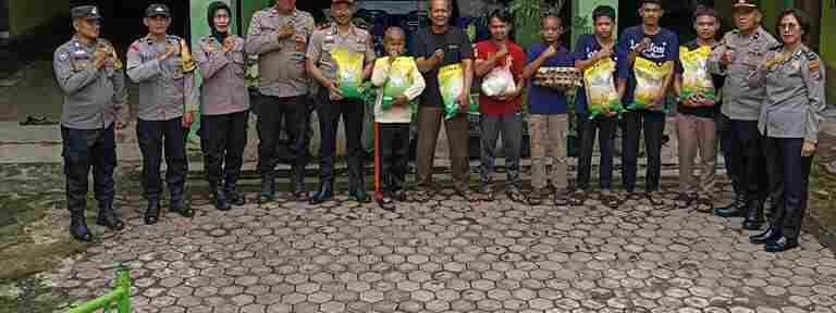 Sambut HUT Bhayangkara ke 80 Tahun 2026, Polsek Siantar Barat Kunjungi Panti Asuhan