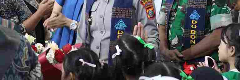 Kapolres Pematangsiantar Hadiri Pelepasan Anak Didik PAUD-SAB se Kota Pematangsaintar T.A 2025/2026