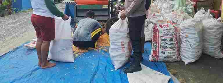 Bhabinkamtibmas Polsek Siantar Marihat Sambang Kamtibmas Kepada Petani Binaan