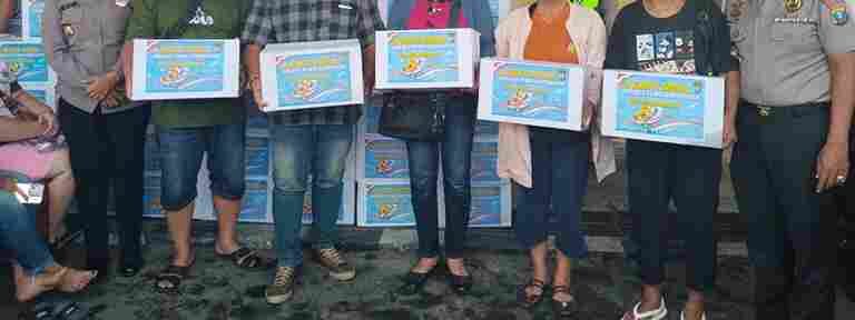 Sambut HUT Bhayangkara Ke 80, Polres Pematangsianțar Berikan Bansos Kepada Korban Kebakaran Kios Pasar Dwikora