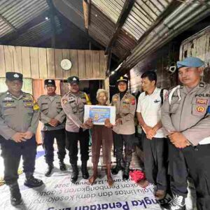 Sambut HUT Bhayangkara Ke 80, Polsek Siantar Selatan Berikan Bansos Kepada Lansia