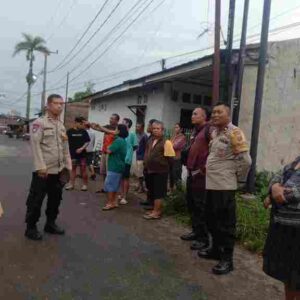 Dua Unit Rumah Warga Kebakaran di Jalan Tongkol, Polsek Siantar Timur Cek TKP