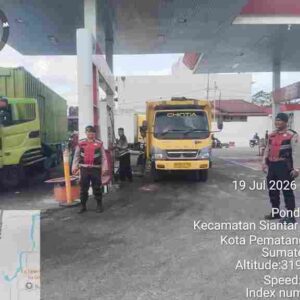 Pastikan Pengisian BBM di SPBU AmanSat Samapta Polres Pematangsiantar Laksanakan Pengamanan