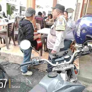 Antisipasi Guantibmas, Polsek Siantar Barat Sampaikan Himbauan Kamtibmas di Jalan Cipto