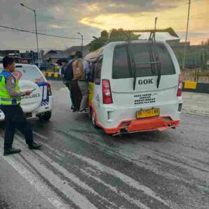 Sat Lantas Polres Pematangsiantar Himbau Supir Angkutan Umum Tertib Berlalulintas