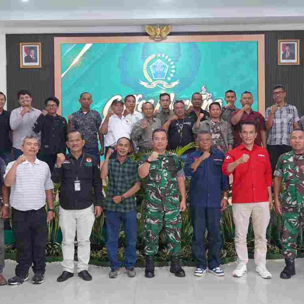 Perkuat Sinergitas dan Tangkal Hoaks, Korem 022/PT Gelar Coffee Morning Bersama Insan Media