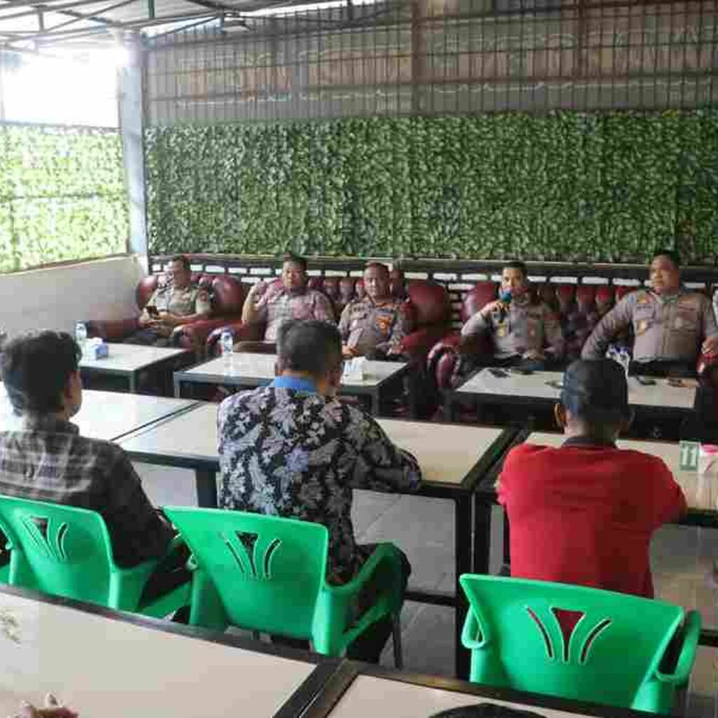 Kapolres Simalungun Rembuk Bersama Kepling dan Gamot di Dolok Batu Nanggar, Serap Keluhan Warga hingga Balap Liar dan Ngelem
